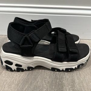 Skechers Yoga Foam Go Walk Arch Fit Sandals